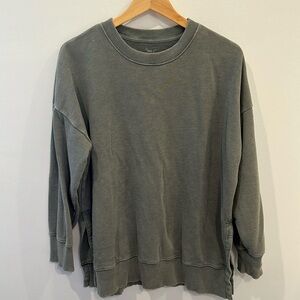 Aerie crewneck sweatshirt